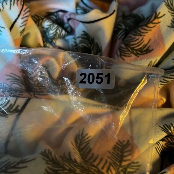 JV Joan Vass size L palm print robe. - Picture 7 of 7